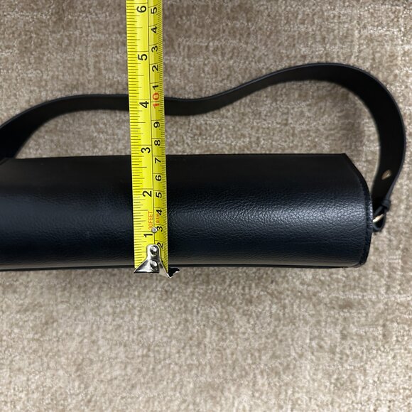 Freja Black Shoulder Bag - Picture 9 of 10